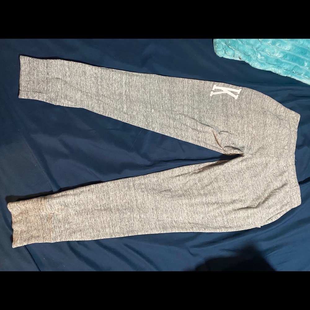 💗PINK Victoria Secrets sweatpants💗